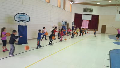 Basketball clinic for younger kids